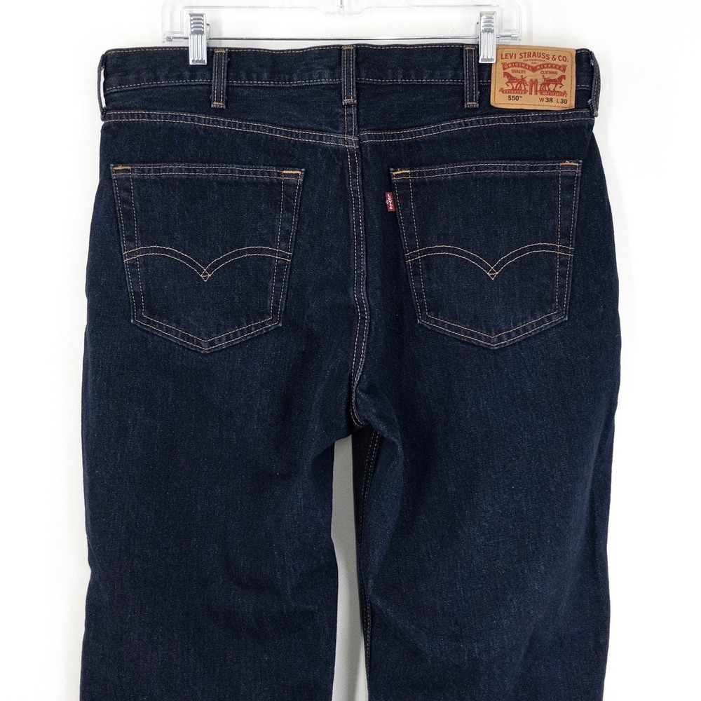 Levis 550 Relaxed Fit Jeans Men's 38x30 Dark Wash Straight Leg Denim Pants - Picture 2 of 12